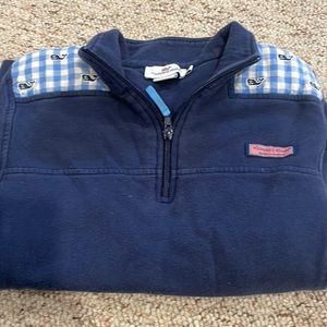 Women vineyard Vines top in xs